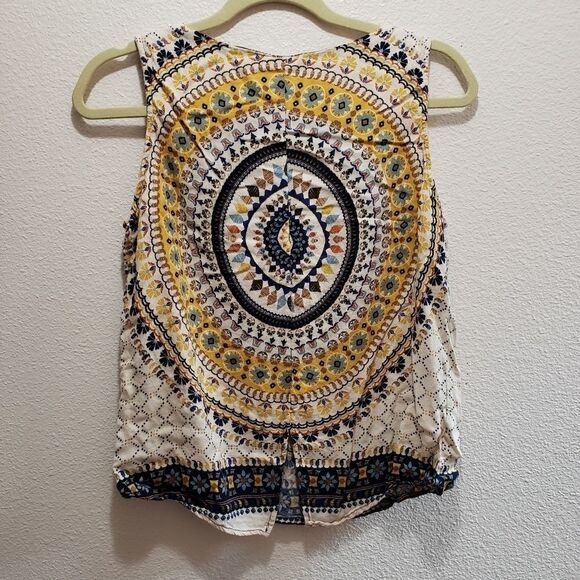 * Renee boho or southwest tank top M - Picture 2 of 3